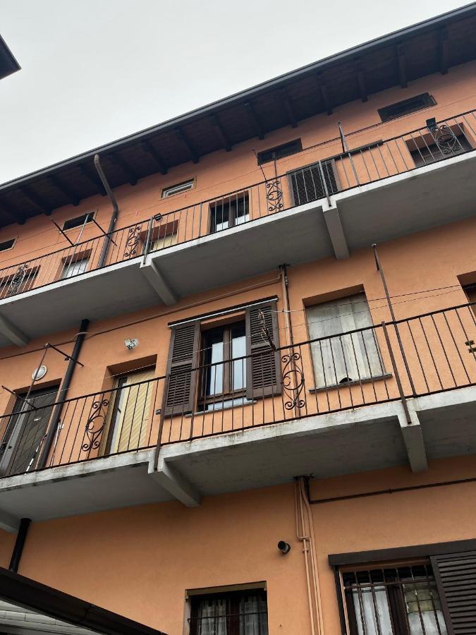 Camera Con Bagno Mirjana Cislago Exterior foto